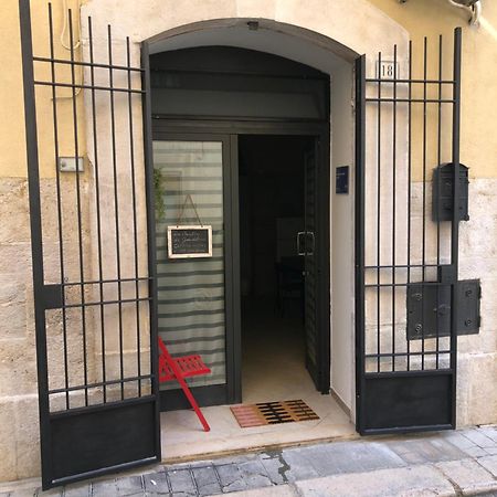 Guendalina Sweet Home - La Casetta Di Guendalina Trani Exteriér fotografie